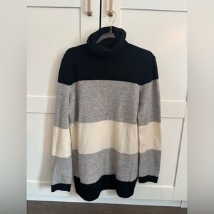 Bloomingdale's Black, Gray, and Cream Turtleneck Cashmere Sweater Women's Large